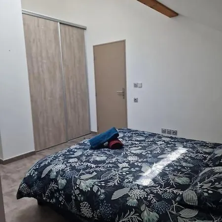 Vue Montagne: Appartement Neuf avec Parking Privé Chorges Exterior photo